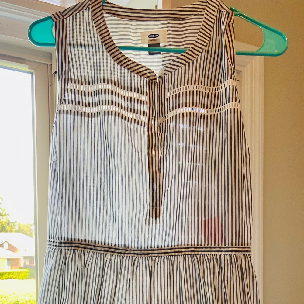 Medium Old Navy dress